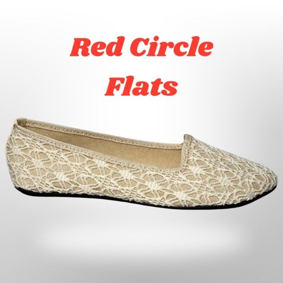 New In Box Red Circle Flats - Picture 1 of 9